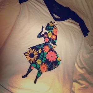 Alice in Wonderland tee